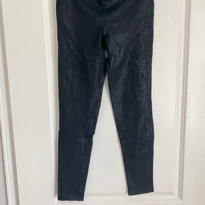 Express snakeskin stretch leggings